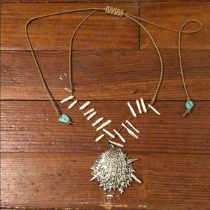 Luck brand sea shell necklace